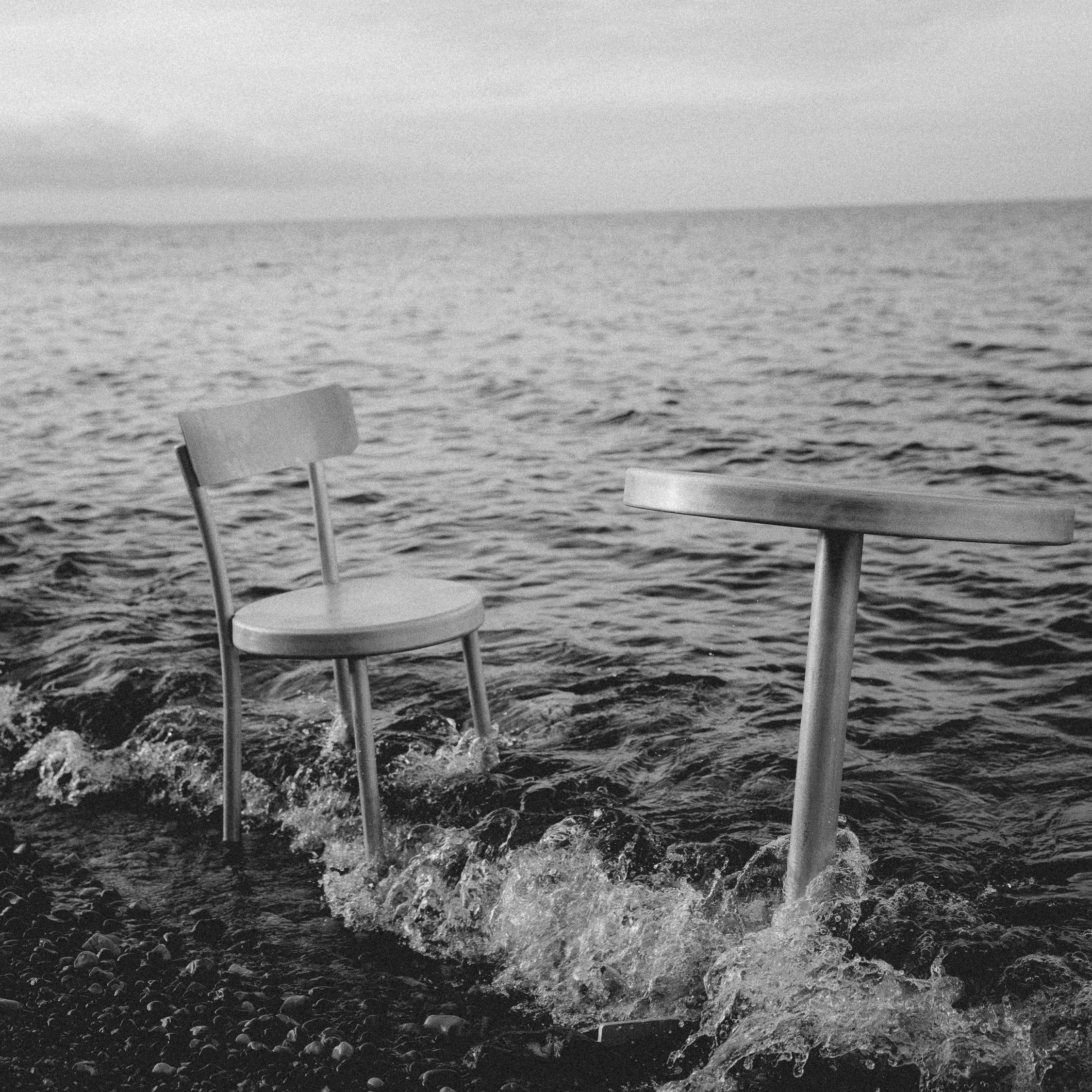 Tasca Table: LS