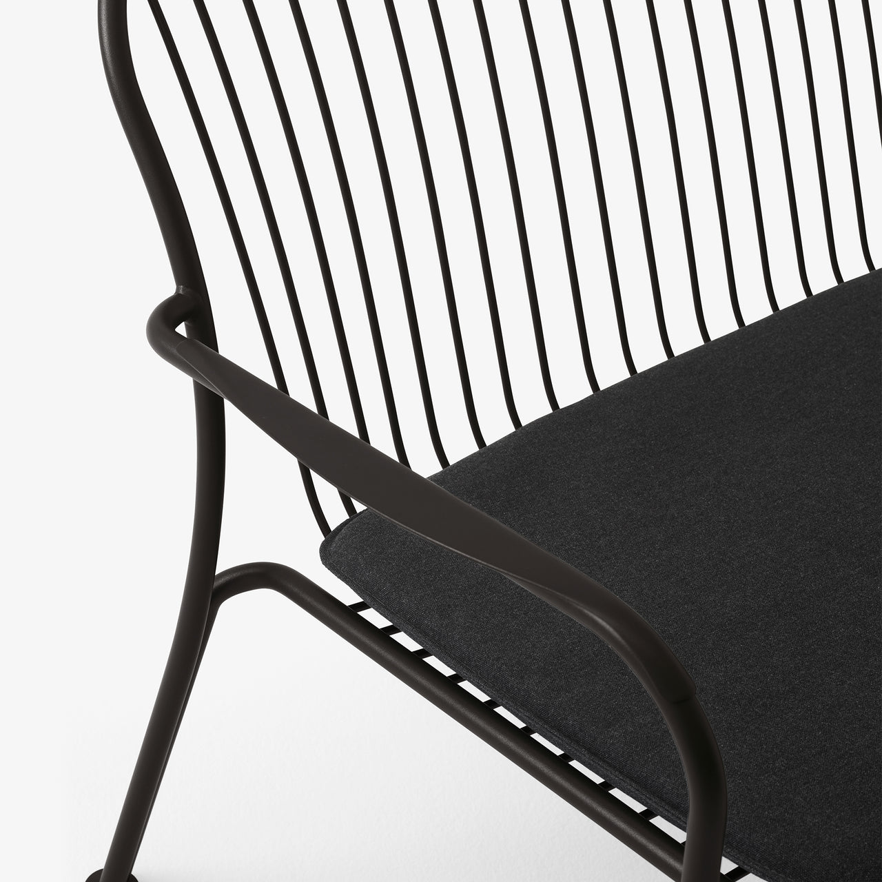 Thorvald SC110 Outdoor Lounge Sofa with Seatpad + DI