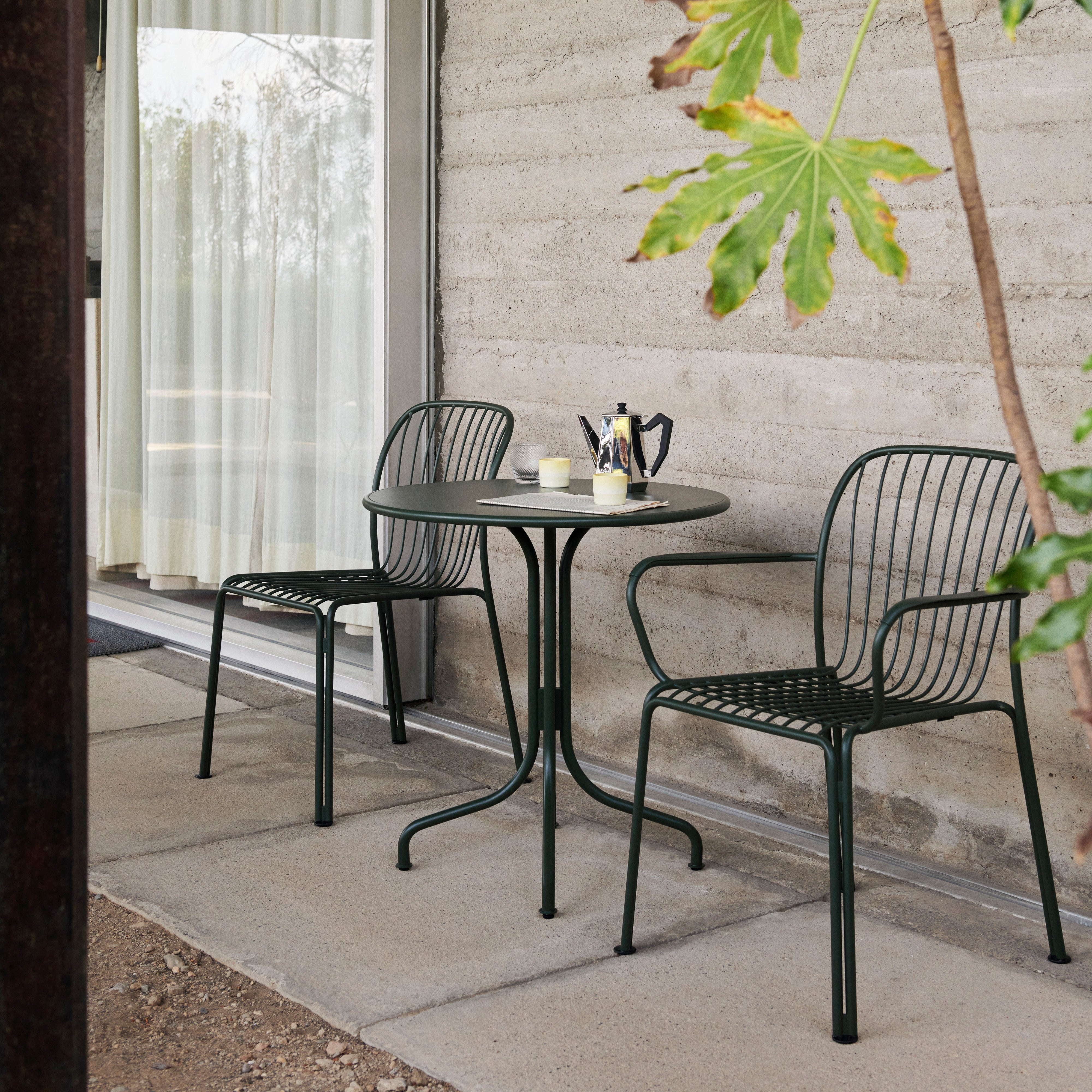 Thorvald SC96 + SC97 Outdoor Cafe Table: LS