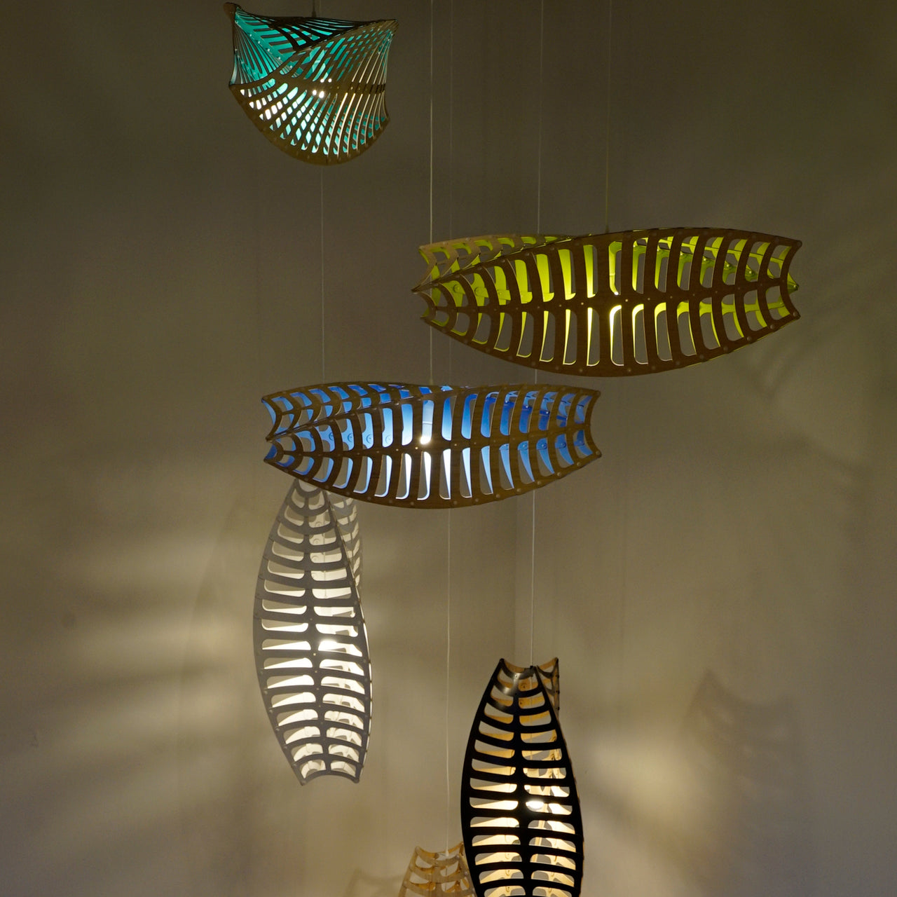 Toru Horizontal Pendant Light: Large