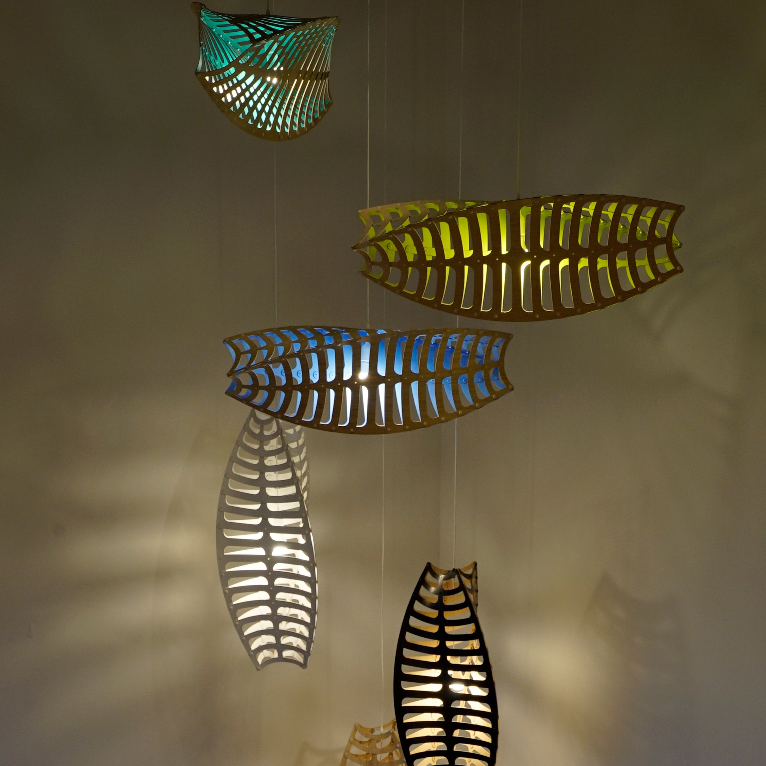 Toru Horizontal Pendant Light: Small