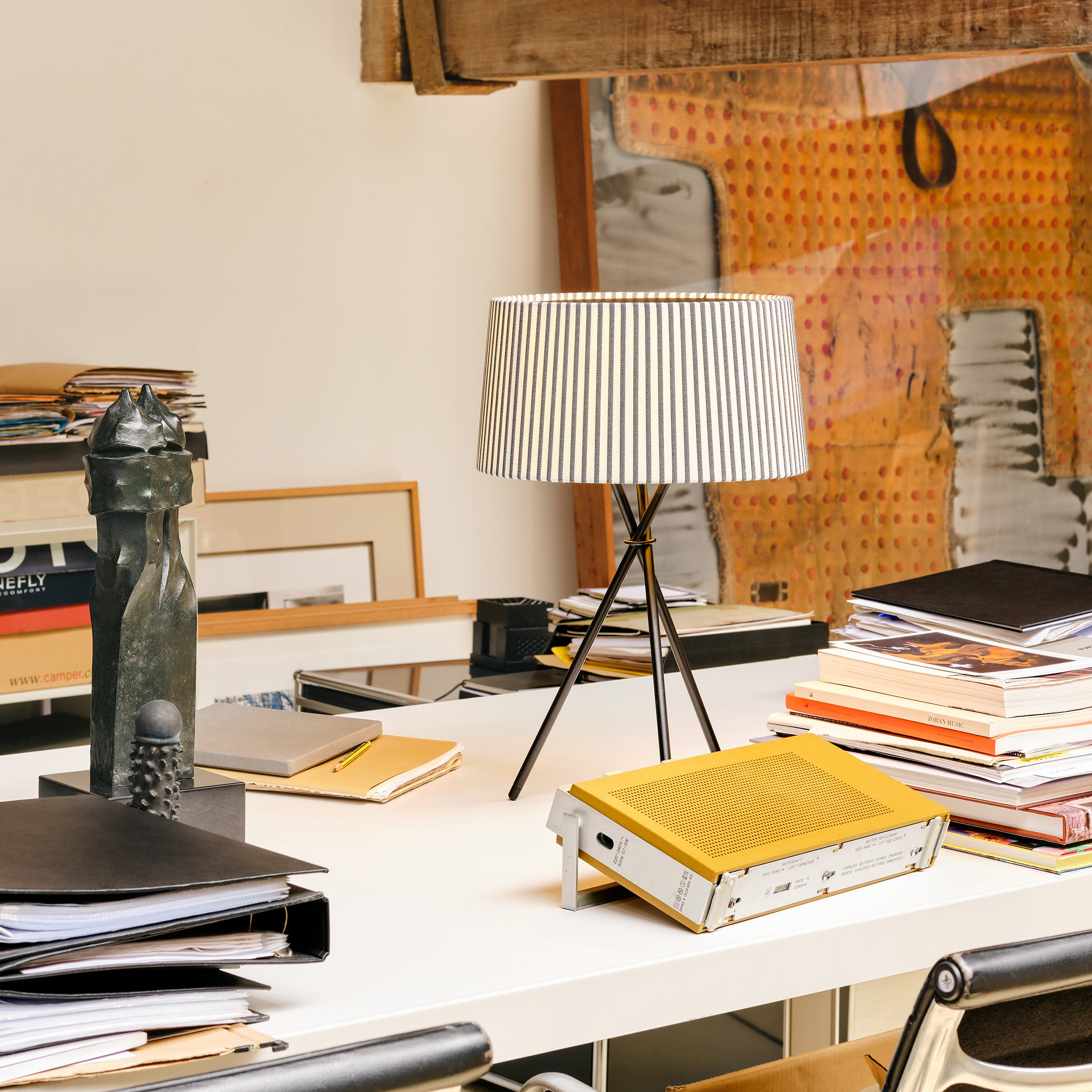 Trípode M3 Table Lamp