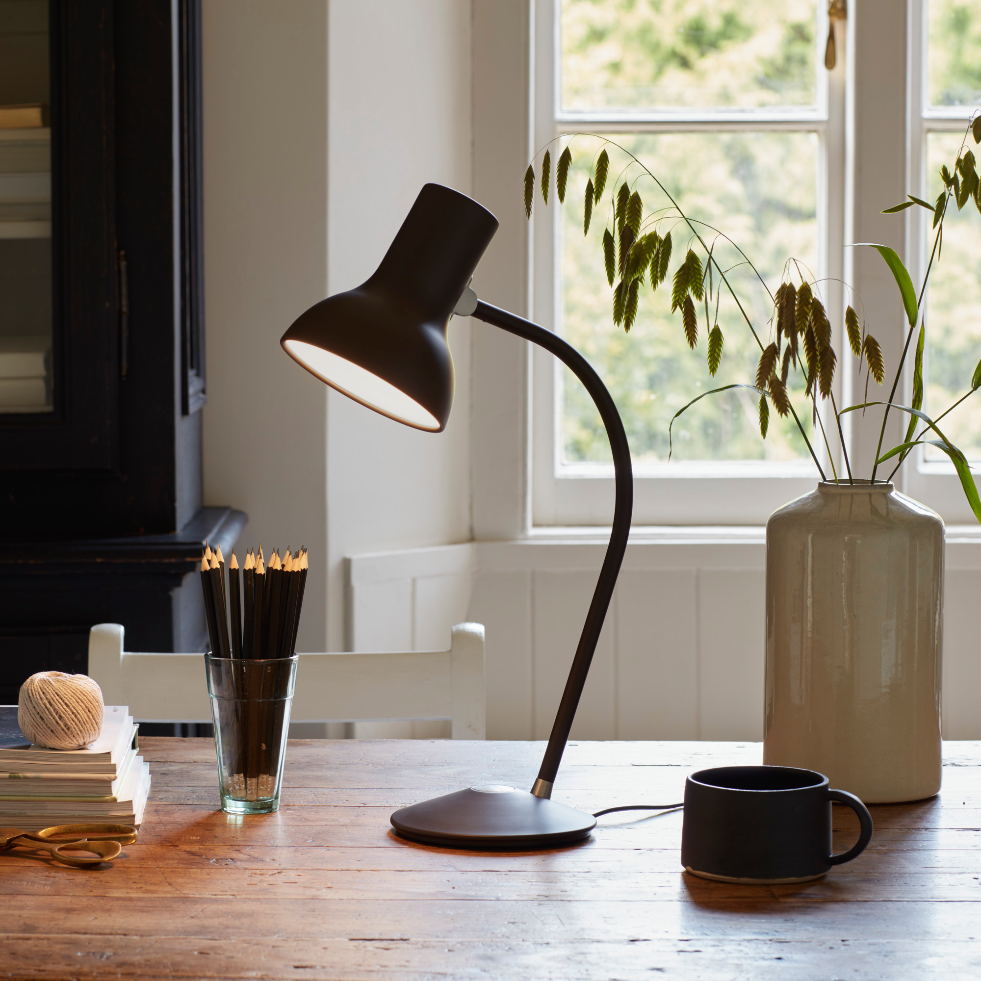 Type 75 Mini Table Lamp: LS