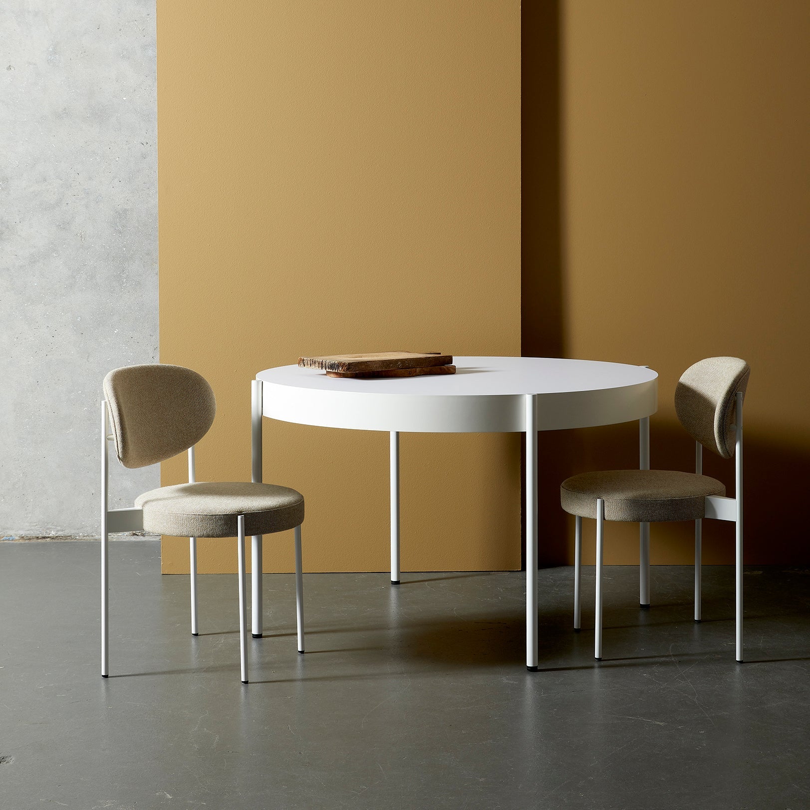 Series 430 Chair: Stacking