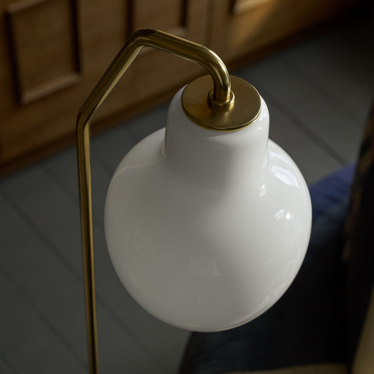 VL Ring Crown Floor Lamp