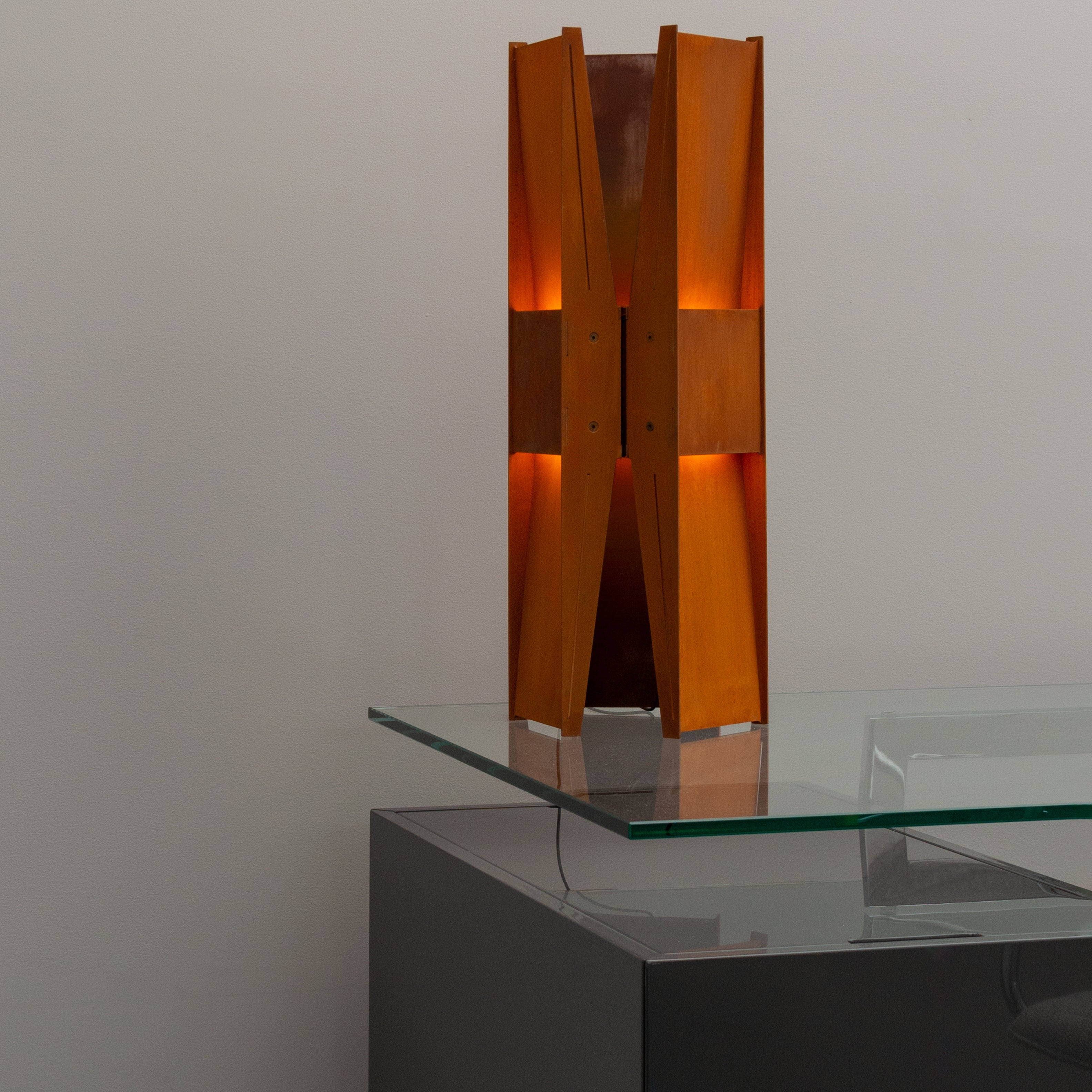 Vector Table Light: LS