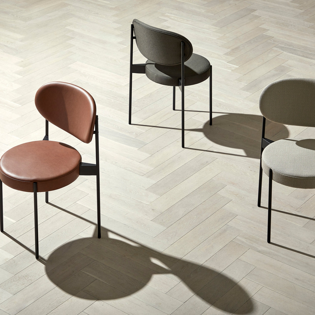 Series 430 Chair: Stacking