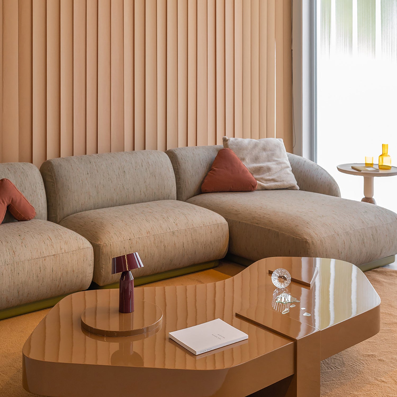 Vesta Sofa: Modules + LS