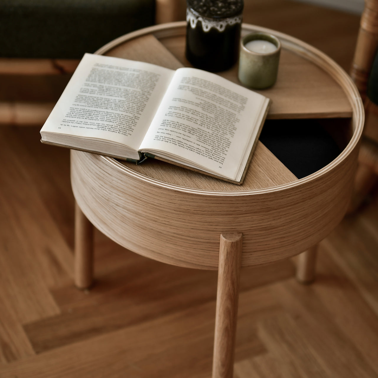 Arc Side Table