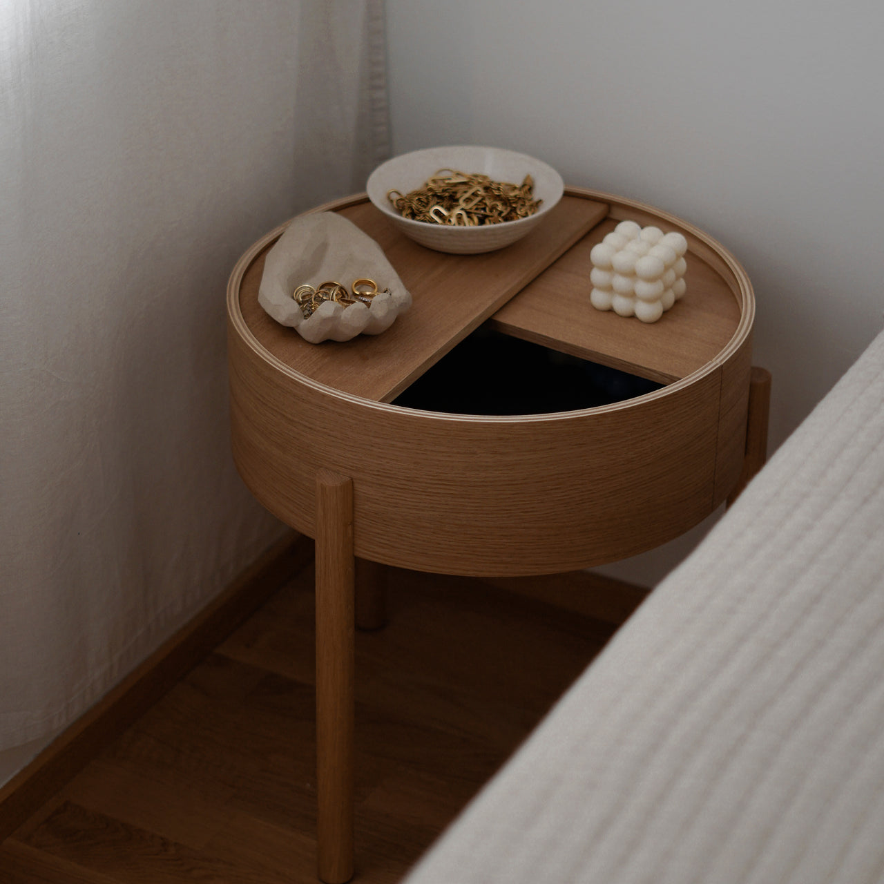 Arc Side Table