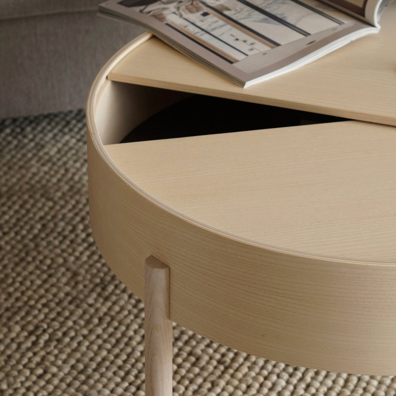 Arc Side Table