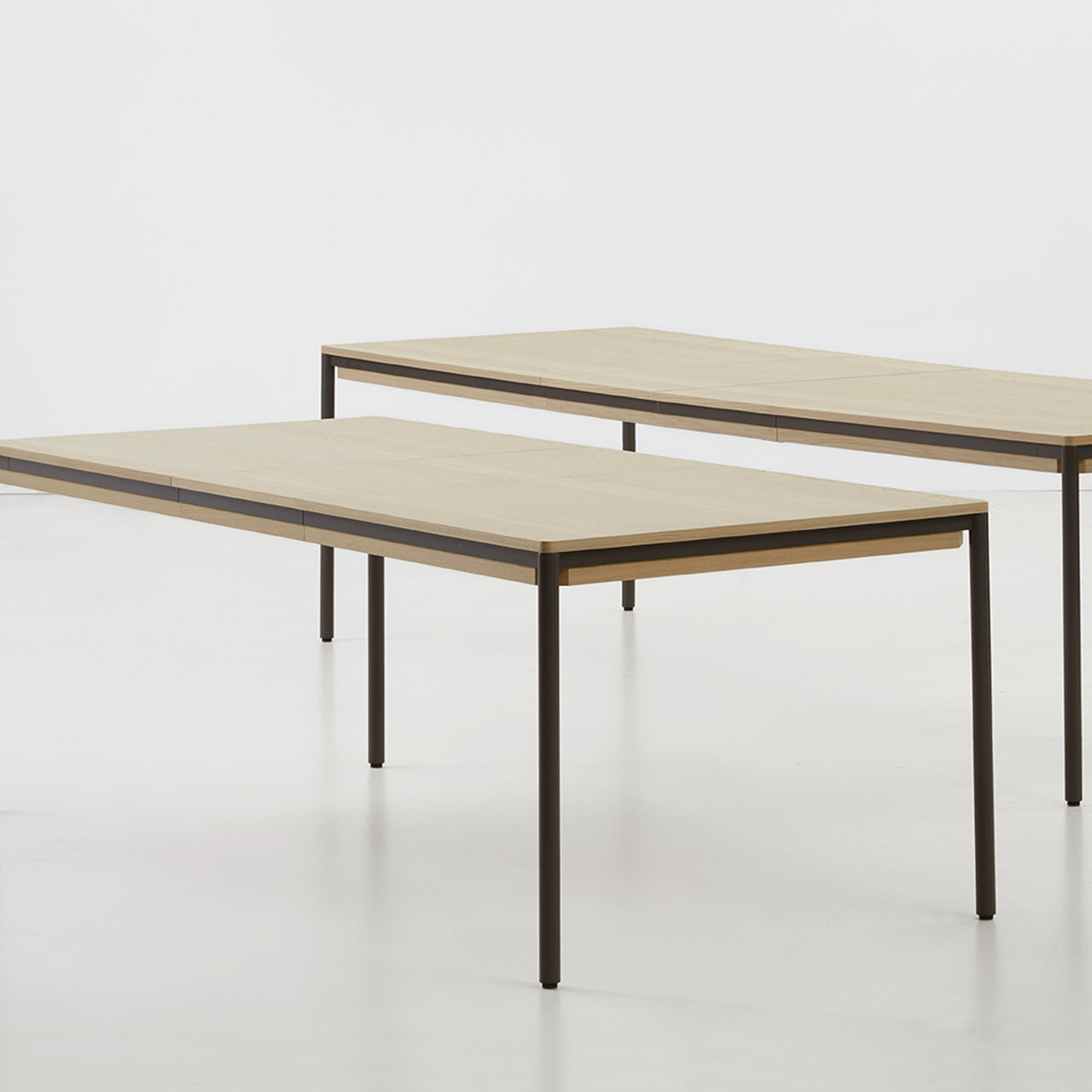 Piezas Extendable Dining Table