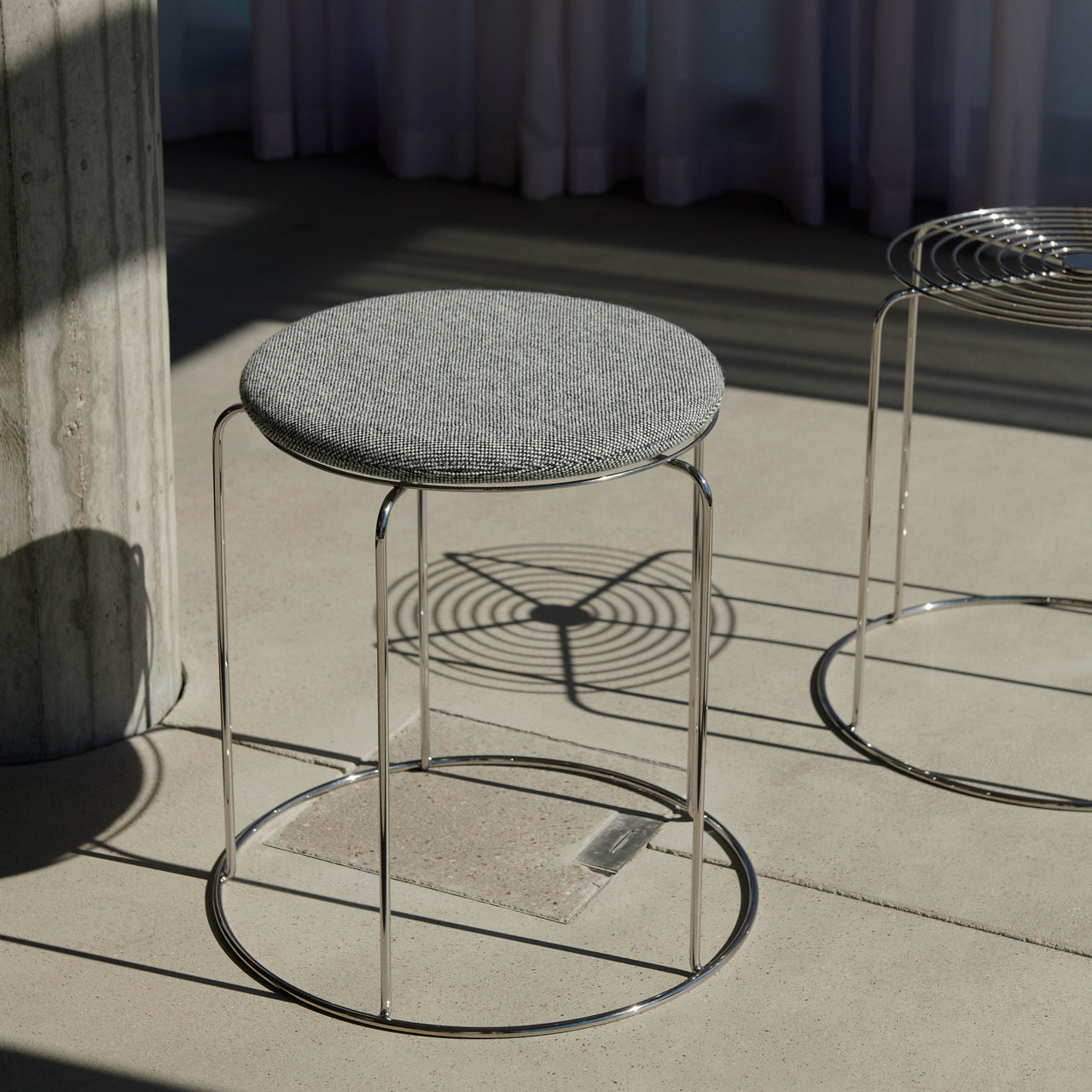 Wire Stool VP11: Upholstered + LS