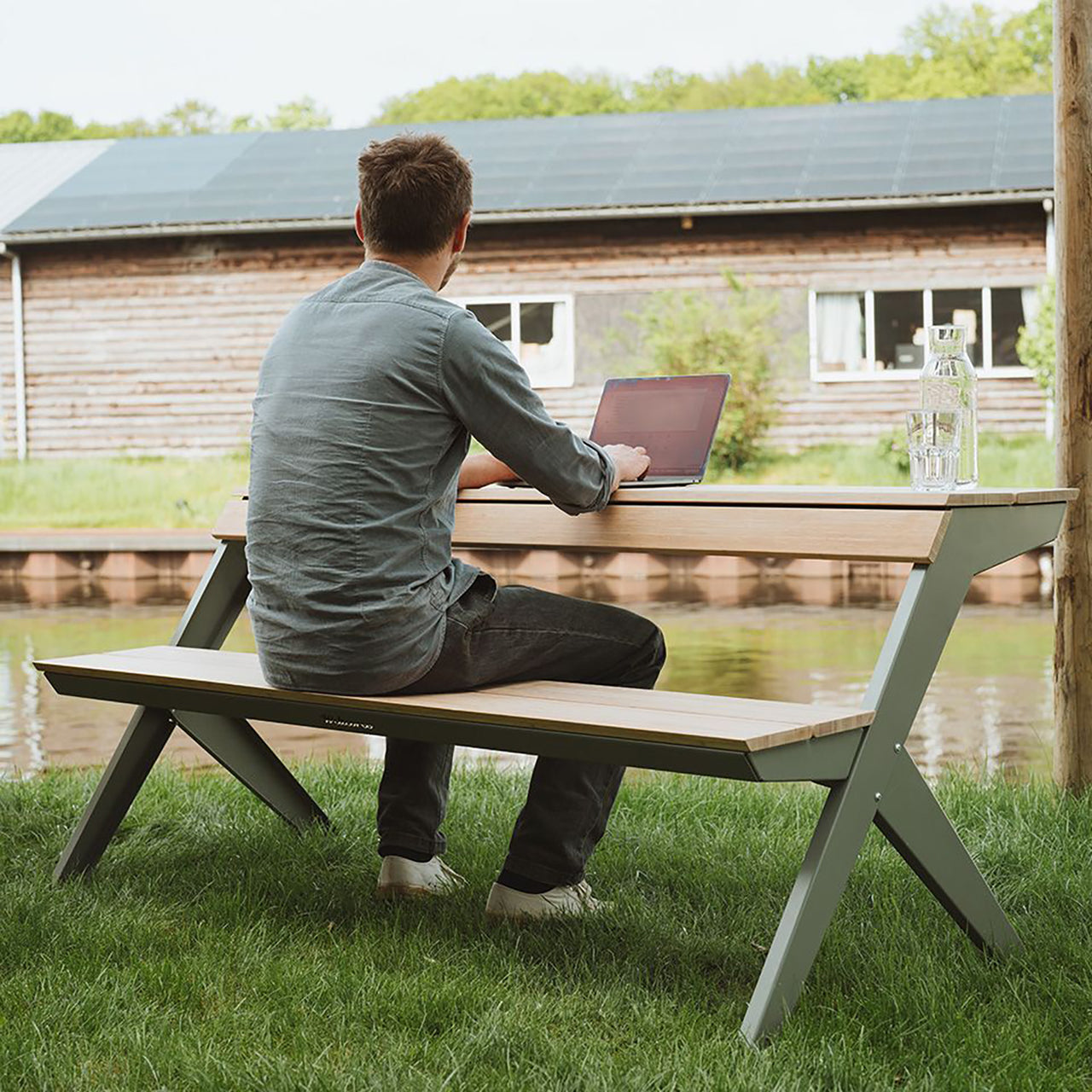 Tablebench: 3 Seater