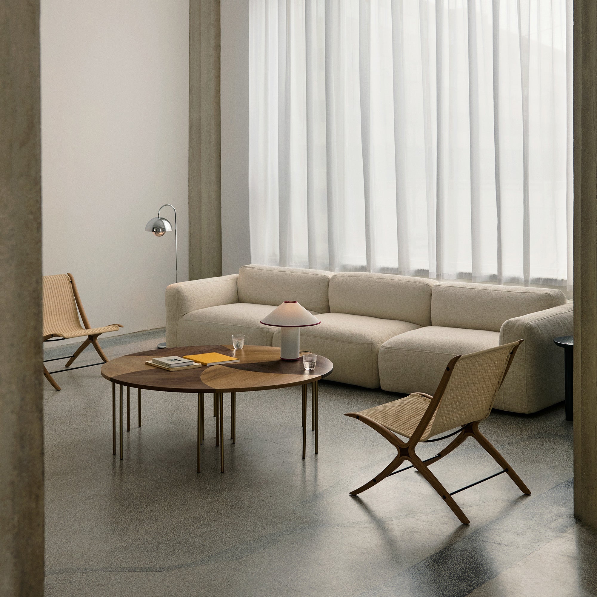 X Lounge Chair HM10 + LS