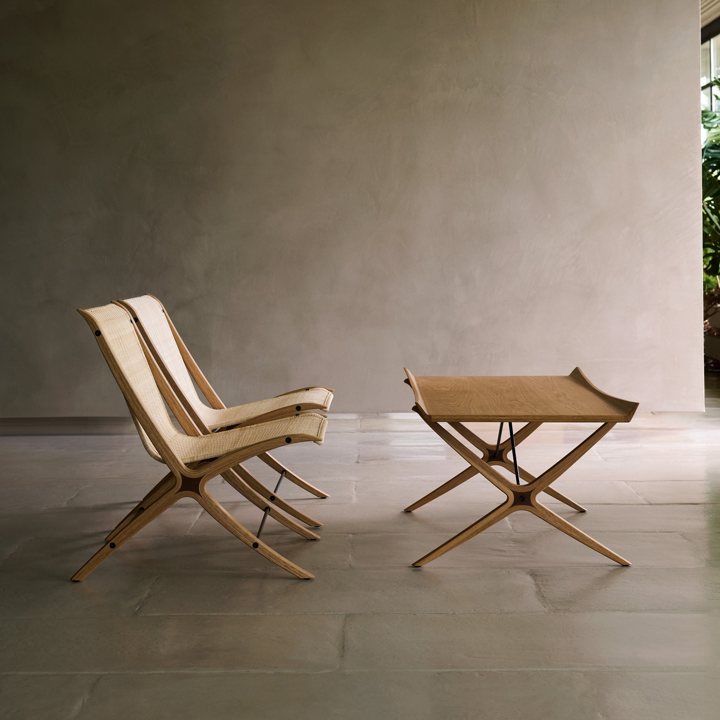X Lounge Chair HM10 + LS