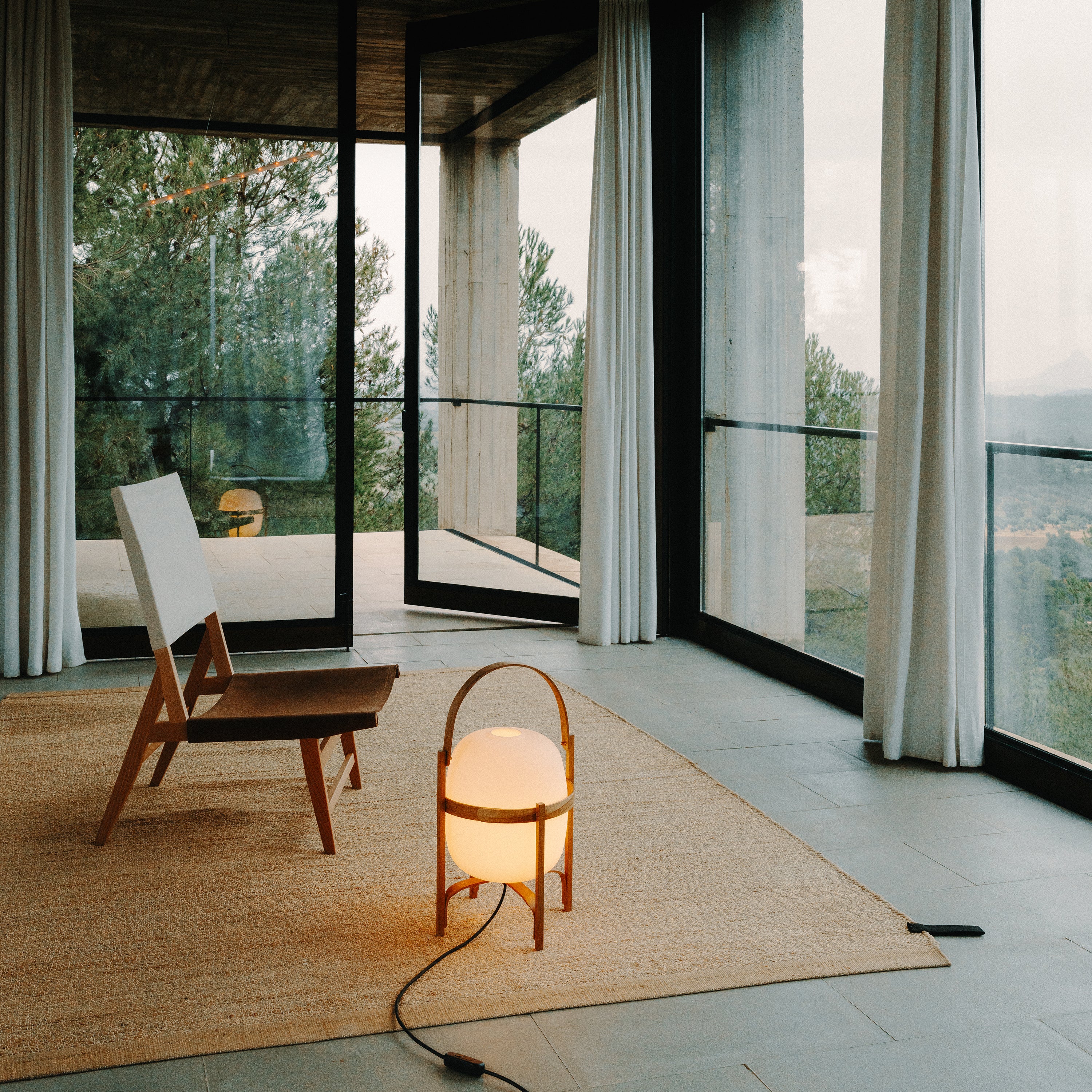 Cesta Lamp - Quick Ship