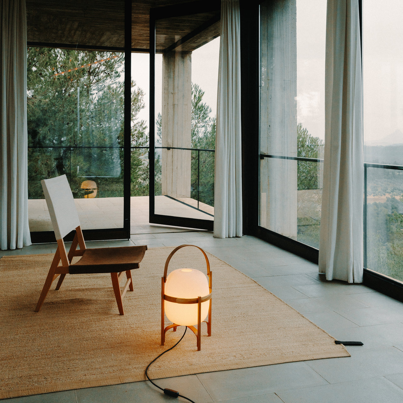 Cesta Lamp - Quick Ship