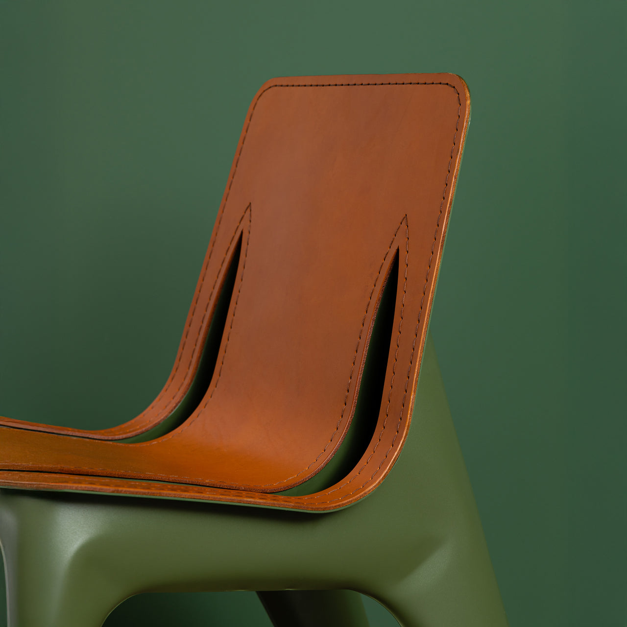J-Chair Lounge: Leather Seat