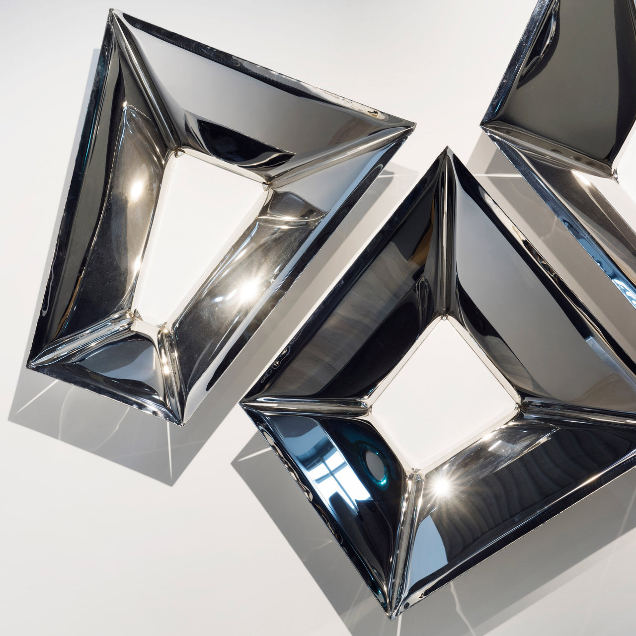 The Crystals Mirrors