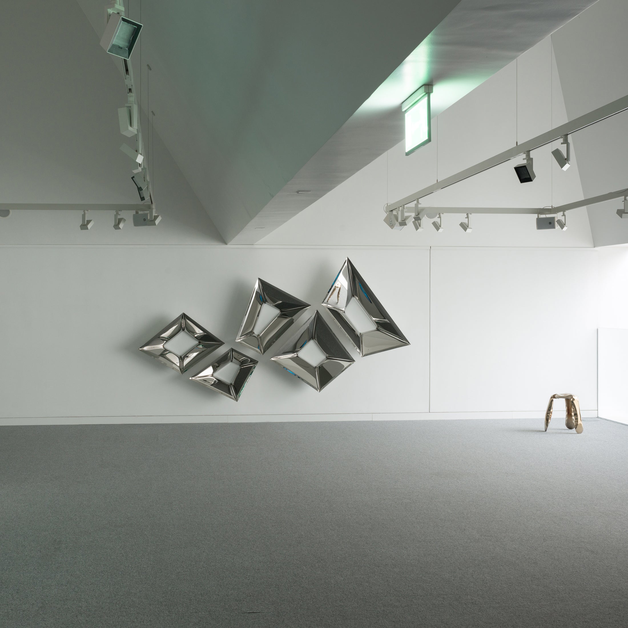 The Crystals Mirrors