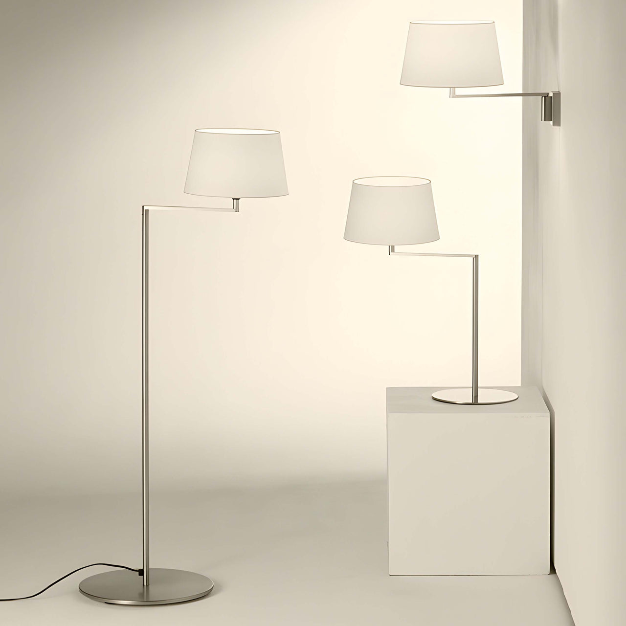 Americana Floor Lamp