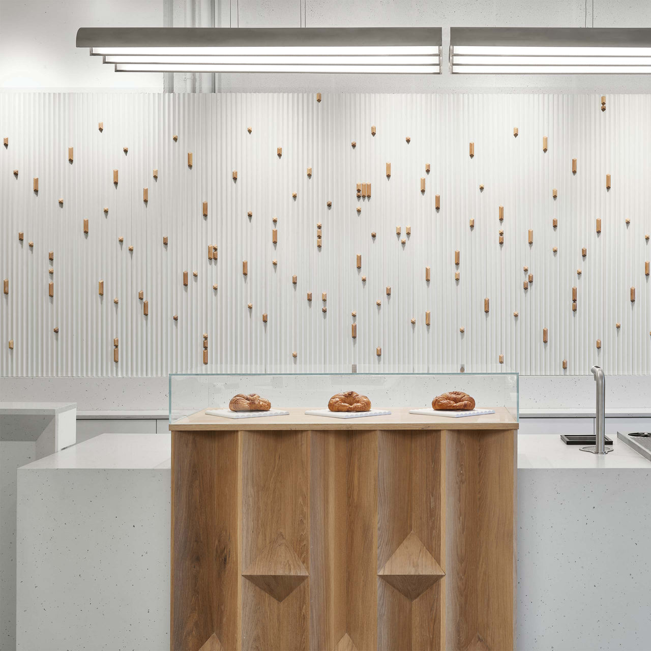 Pola. 4ft Linear Multi Pendant