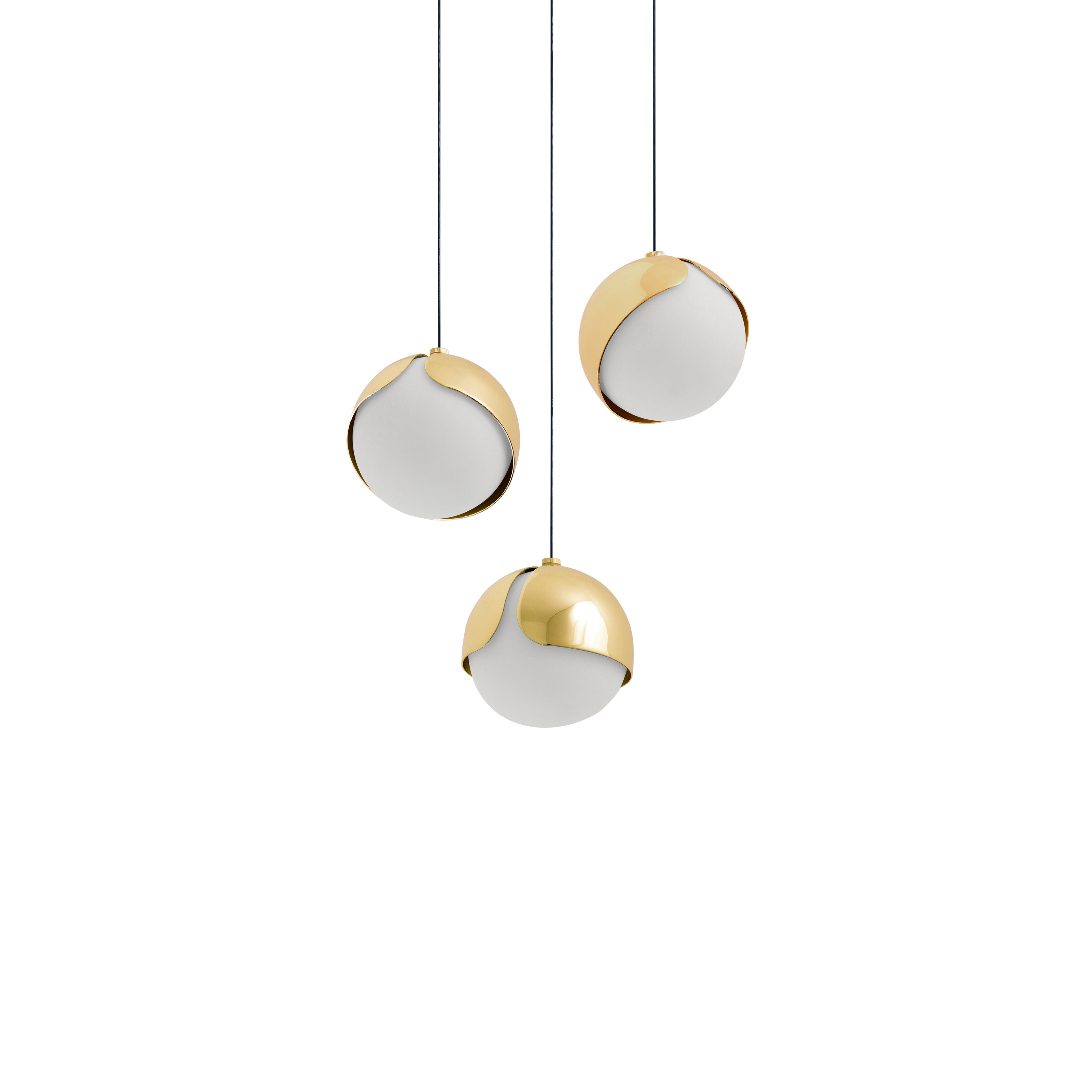 Ohm. 03 Chandelier: Polished Brass