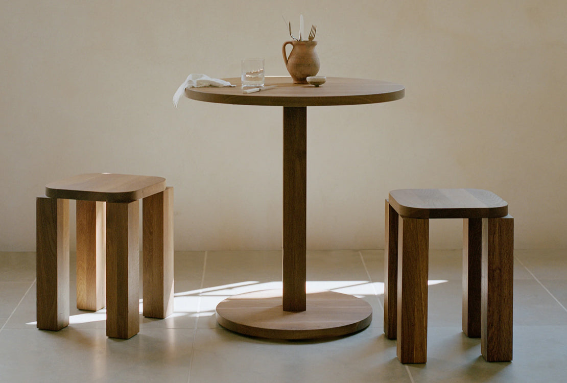 Bisto table and chair set scene.