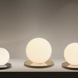 Bola Sphere Table Light