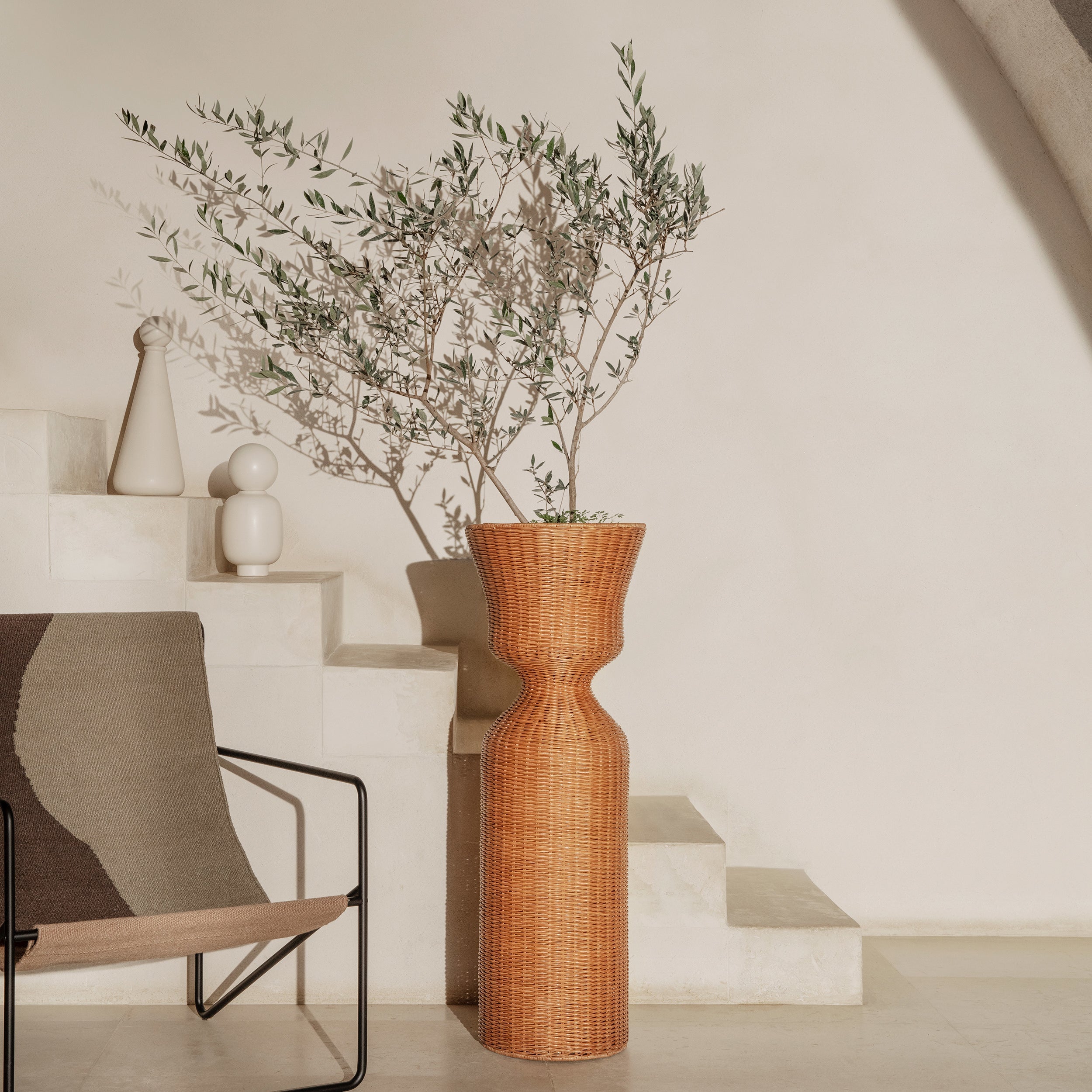 Agnes Plant Stand