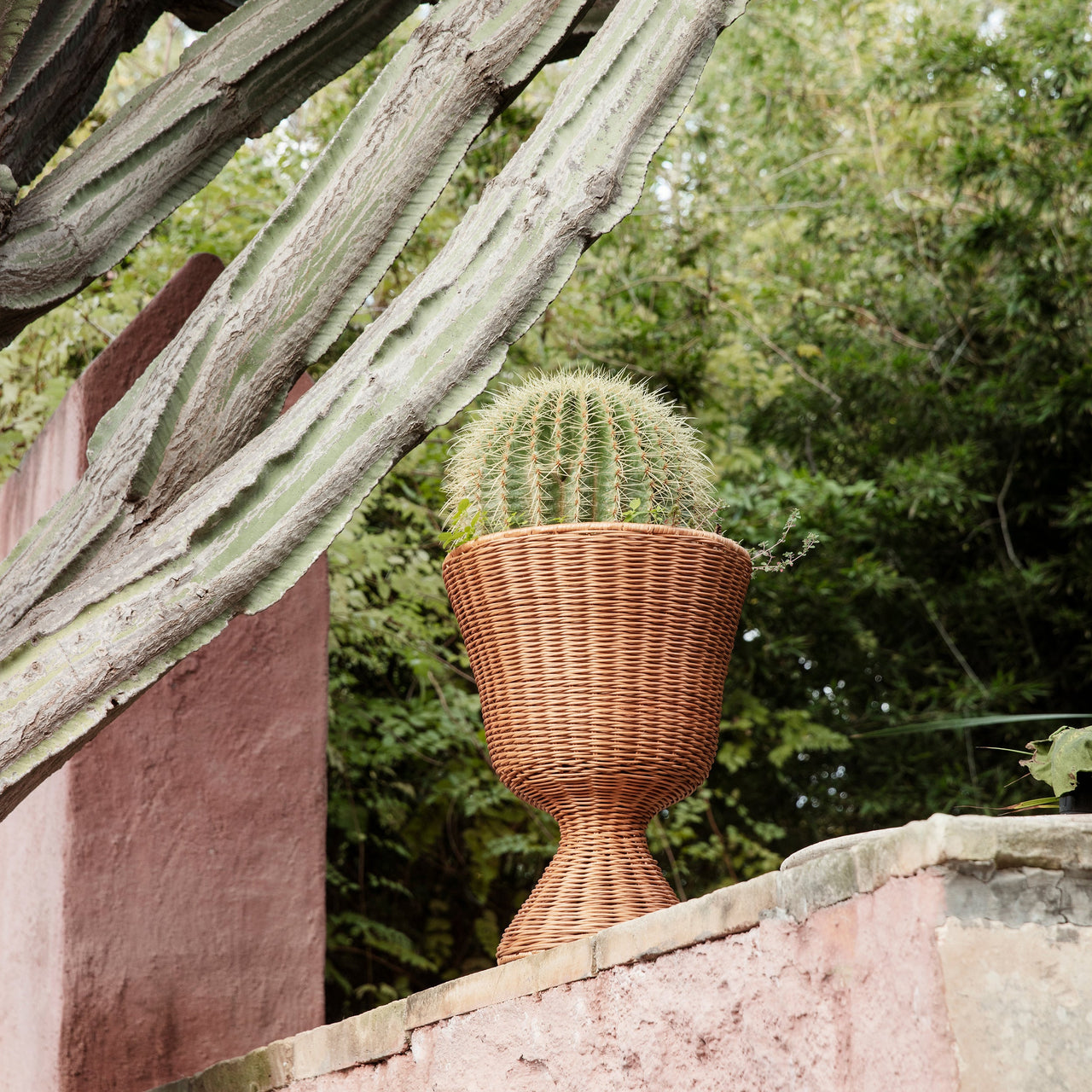 plant hanger ferm living Agnes Plant Stand