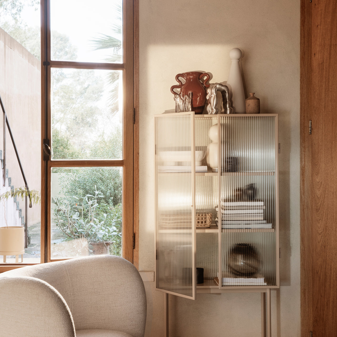 Ferm Living Haze Vitrine - Reeded glass