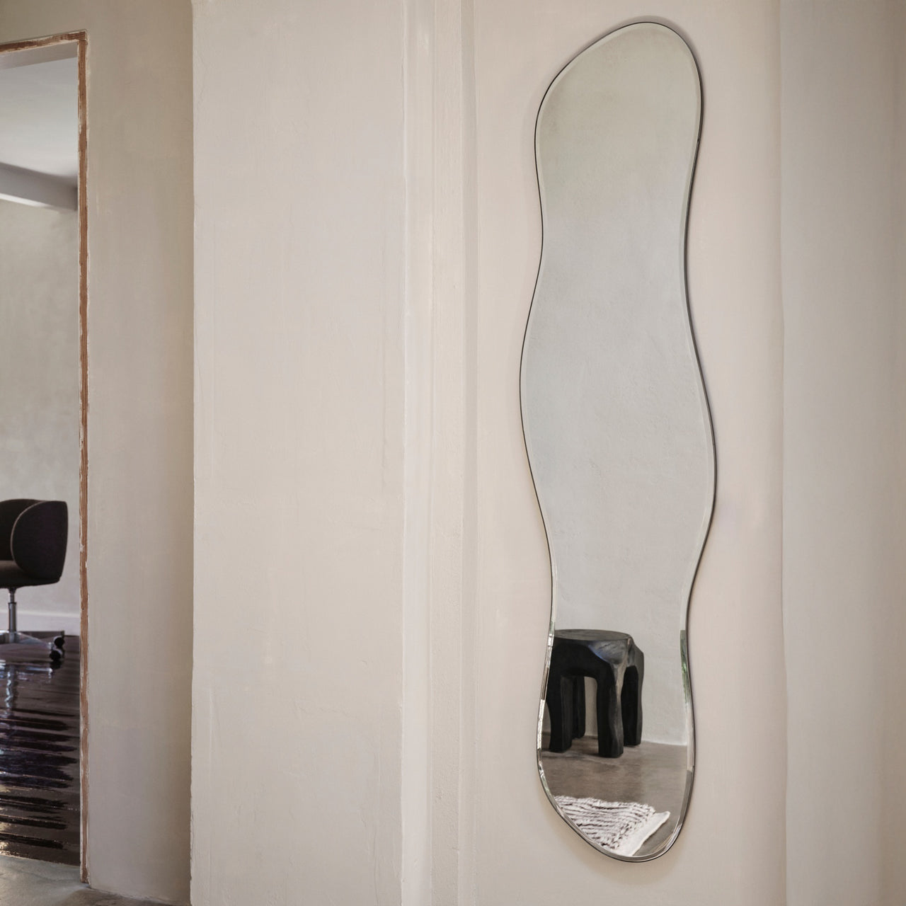 Pond Mirror: Full Size