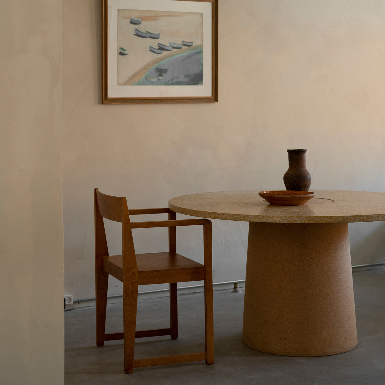 01 Arm Chair