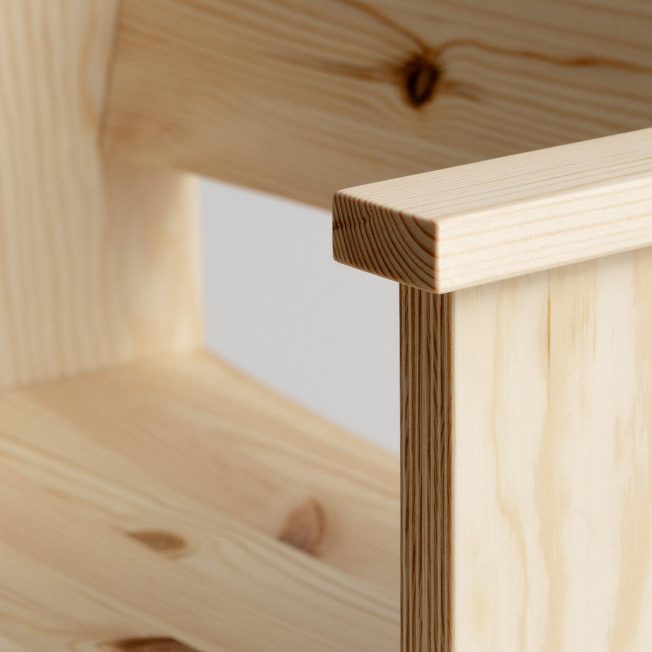 016 Maasto Dining Chair