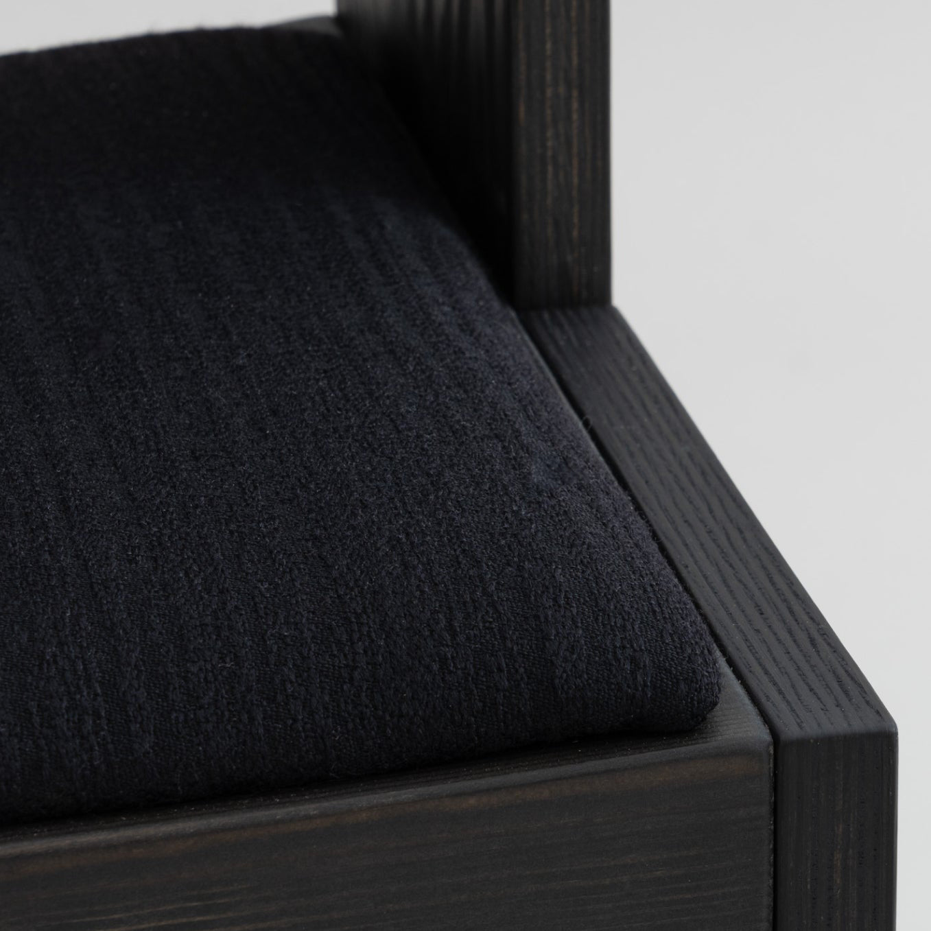 016 Maasto Dining Chair: Seat Upholstered
