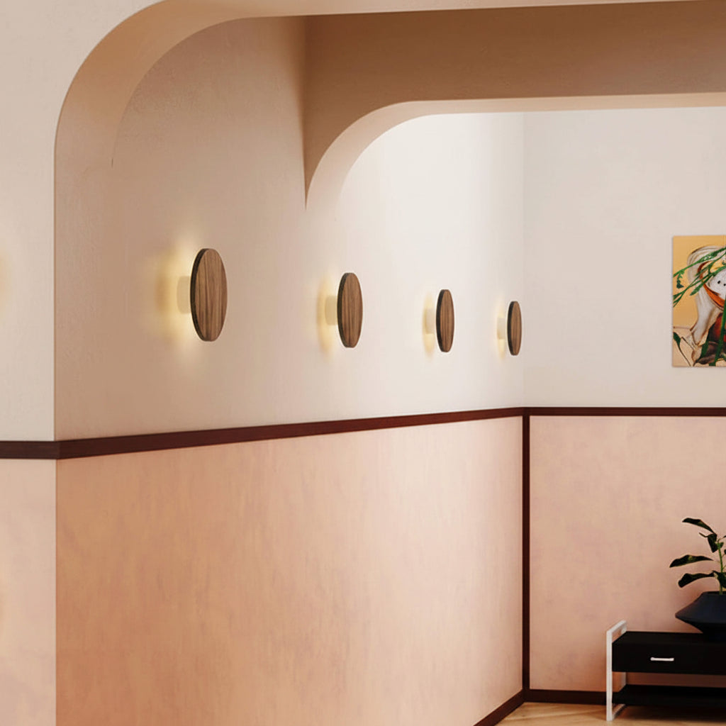 Radient Wall Lamp Disc: Round