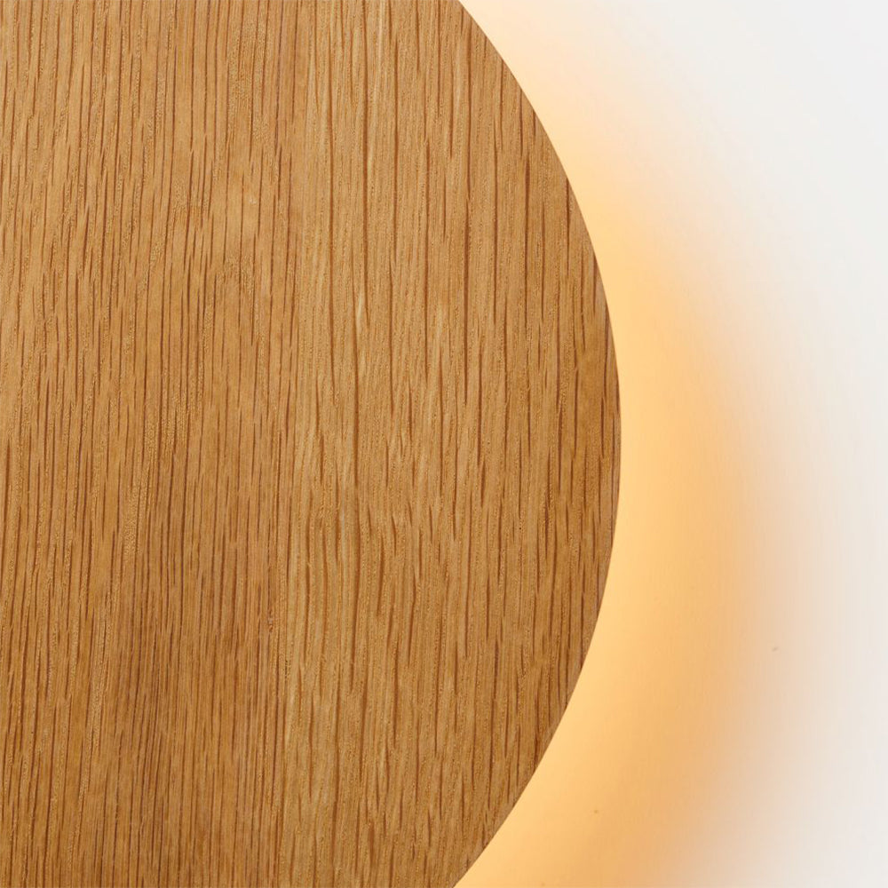 Radient Wall Lamp Disc: Round