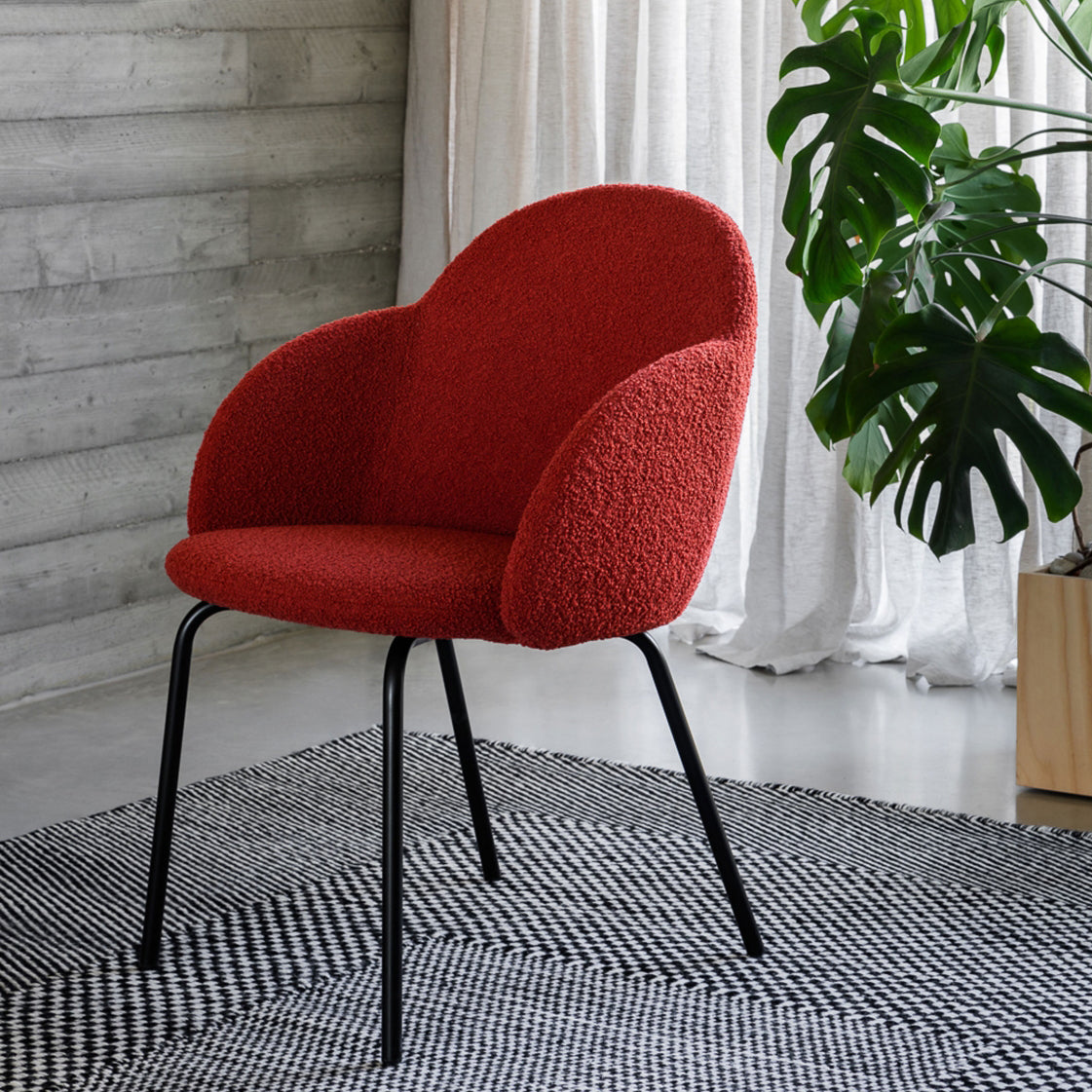 Iola Armchair: Metal Base
