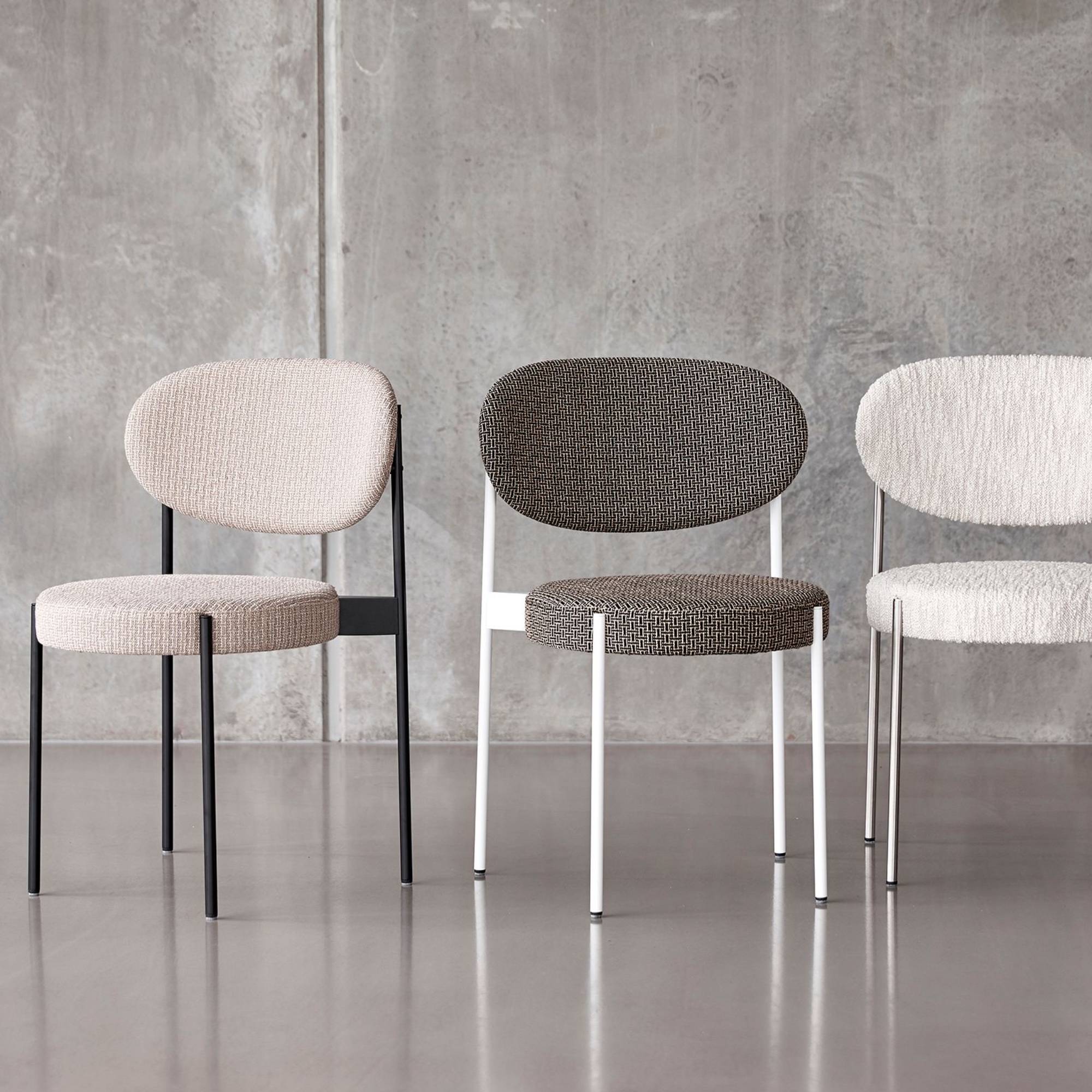 Series 430 Chair: Stacking