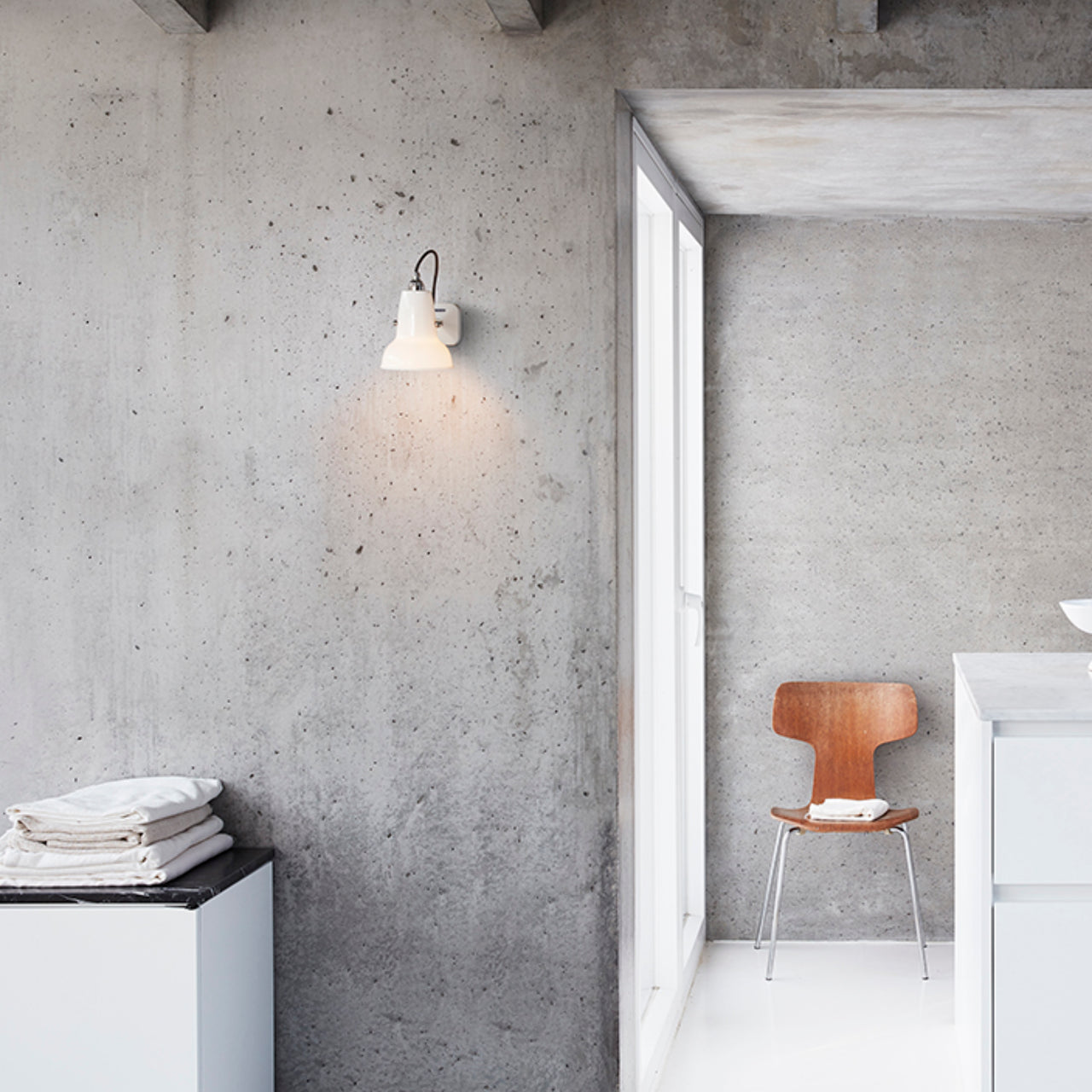 Original 1227 Wall Light