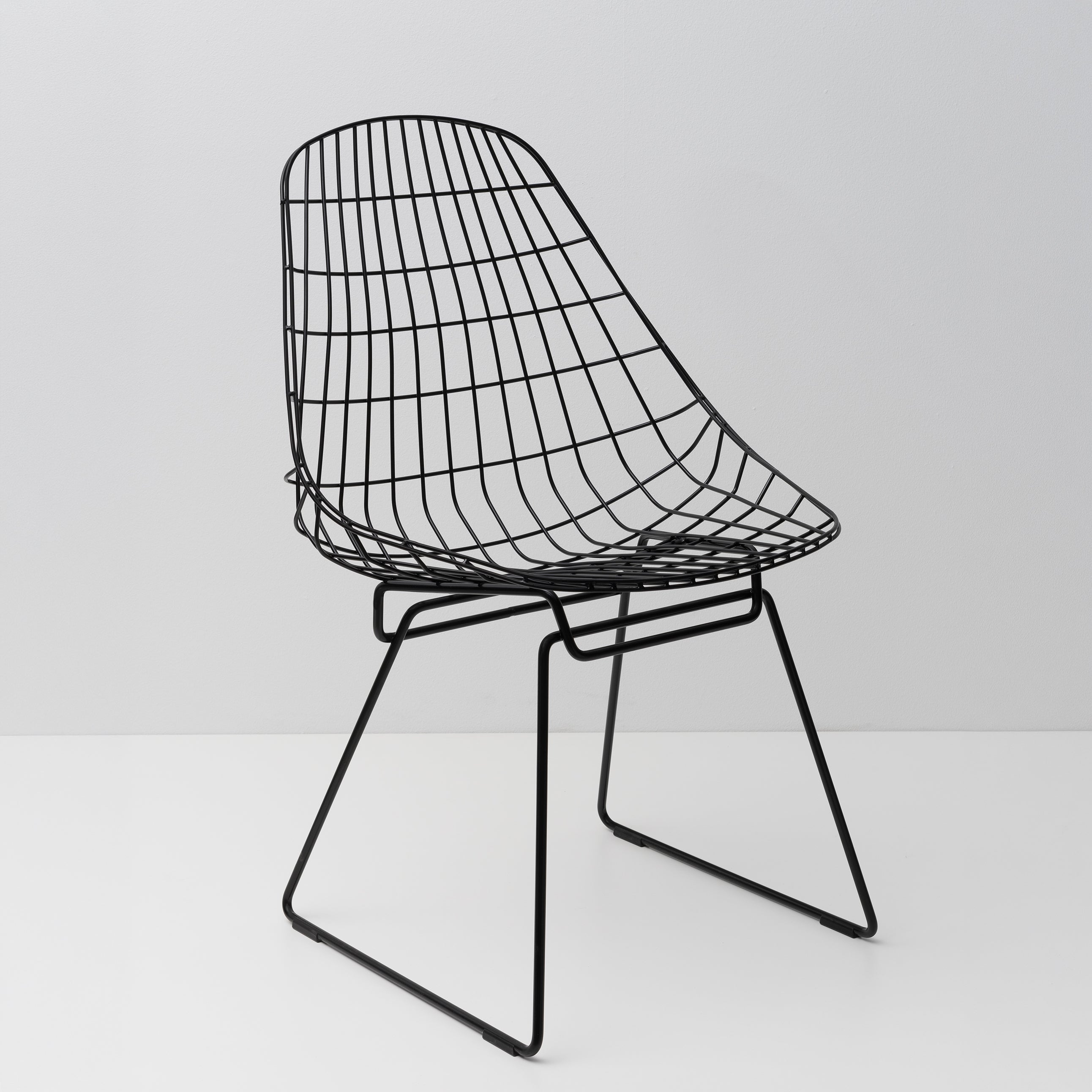 SM05 Wire Dining Chair: LS