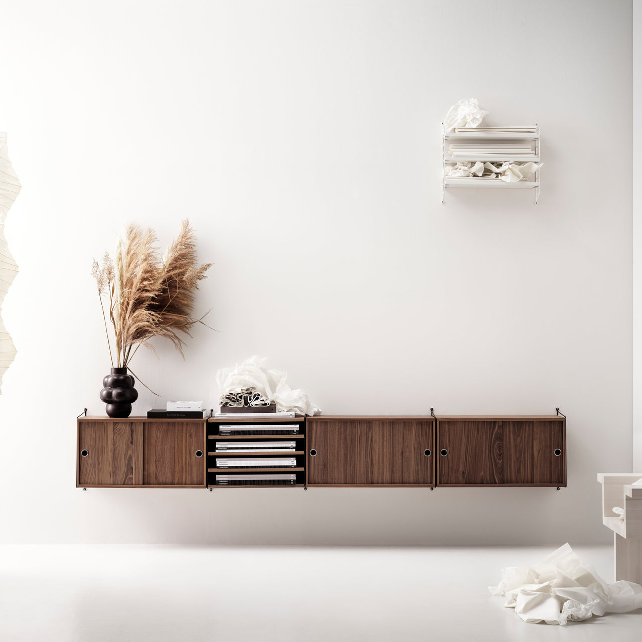 String Pocket Shelving