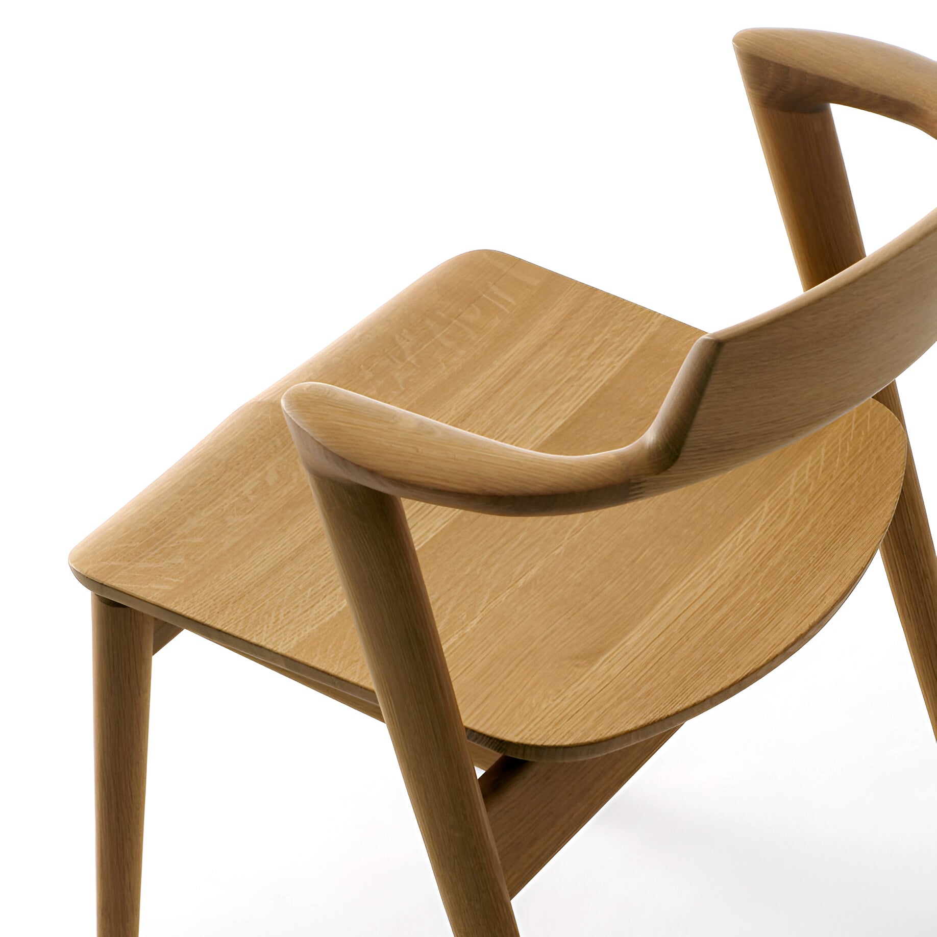 Seoto Semi Armchair