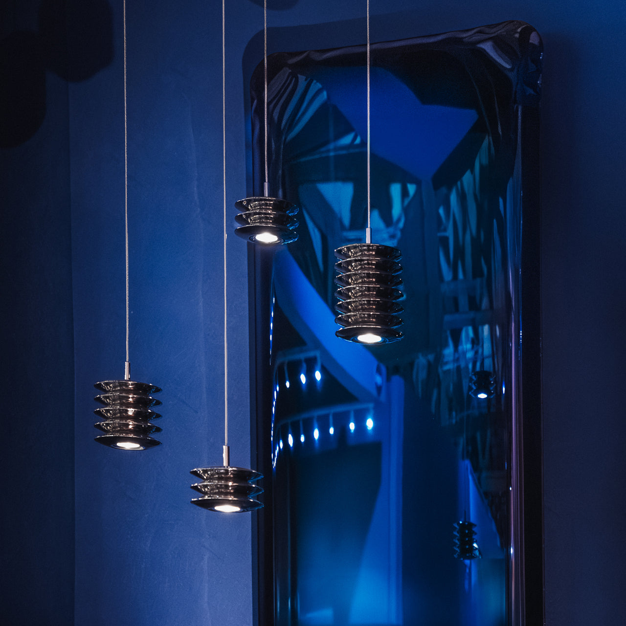 Tafla Q Mirror Gradient