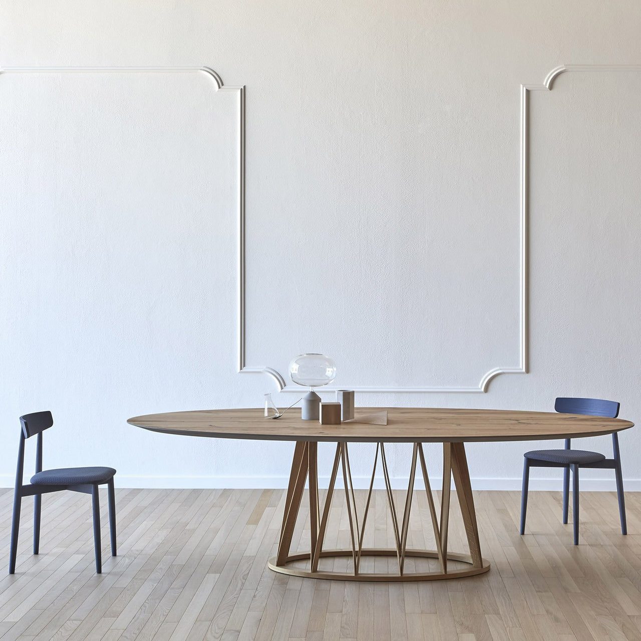 Acco Oval Dining Table: Medium
