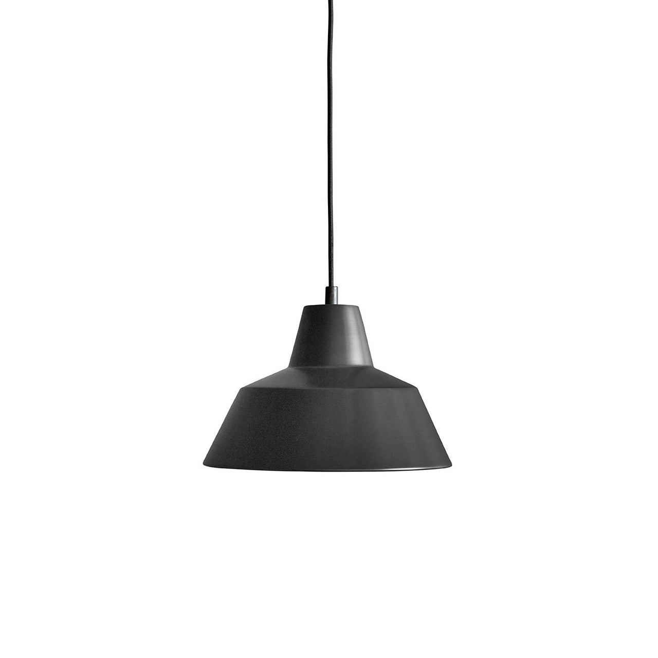 Workshop Pendant Lamp W2: Matte Black