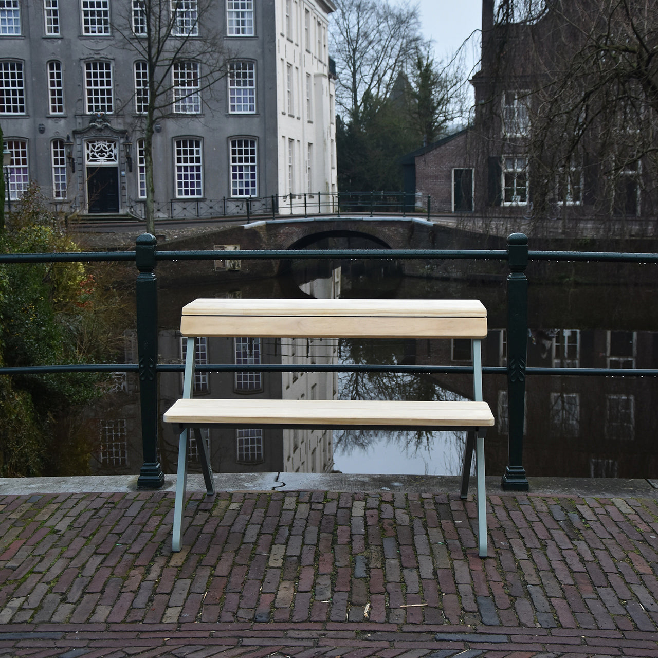 Tablebench 2-Seater