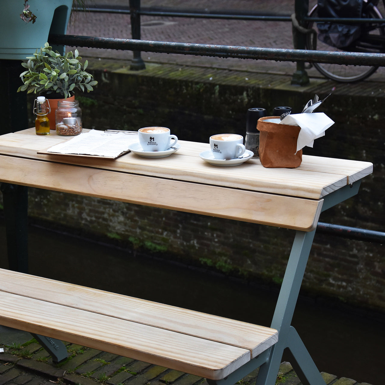 Tablebench 2-Seater